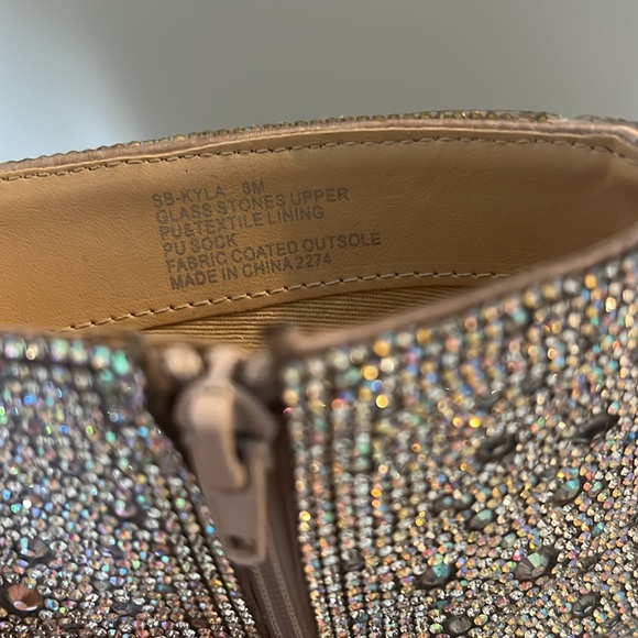 Betsy Johnson Rhinestone Kyla Bootie size 8 - Picture 6 of 6